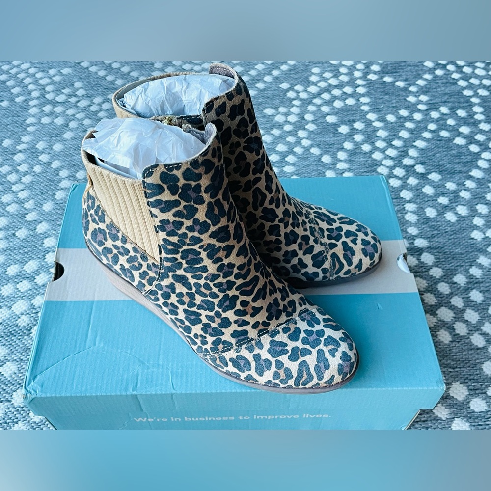 TOMS Sadie Leopard Print Wedge Ankle Boots Womens Sz 7.5 zip up shoes animal - Picture 2 of 14